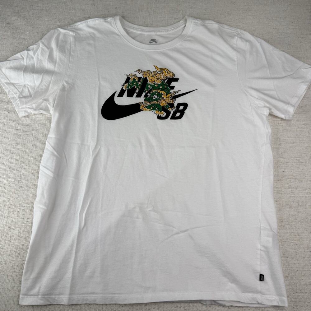 NIKE SB T-Shirt Chinese New Year Dragon Skateboarding Graphic Logo Mens Size XL